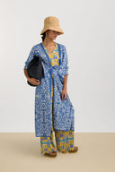 T Shirt Scollo A V - Japan Bounch Blue